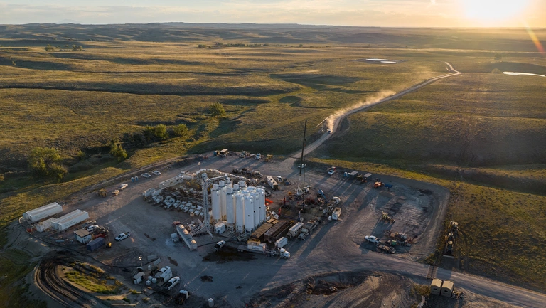 Photo: Deutsche Rohstoff AG: Oil production field from above